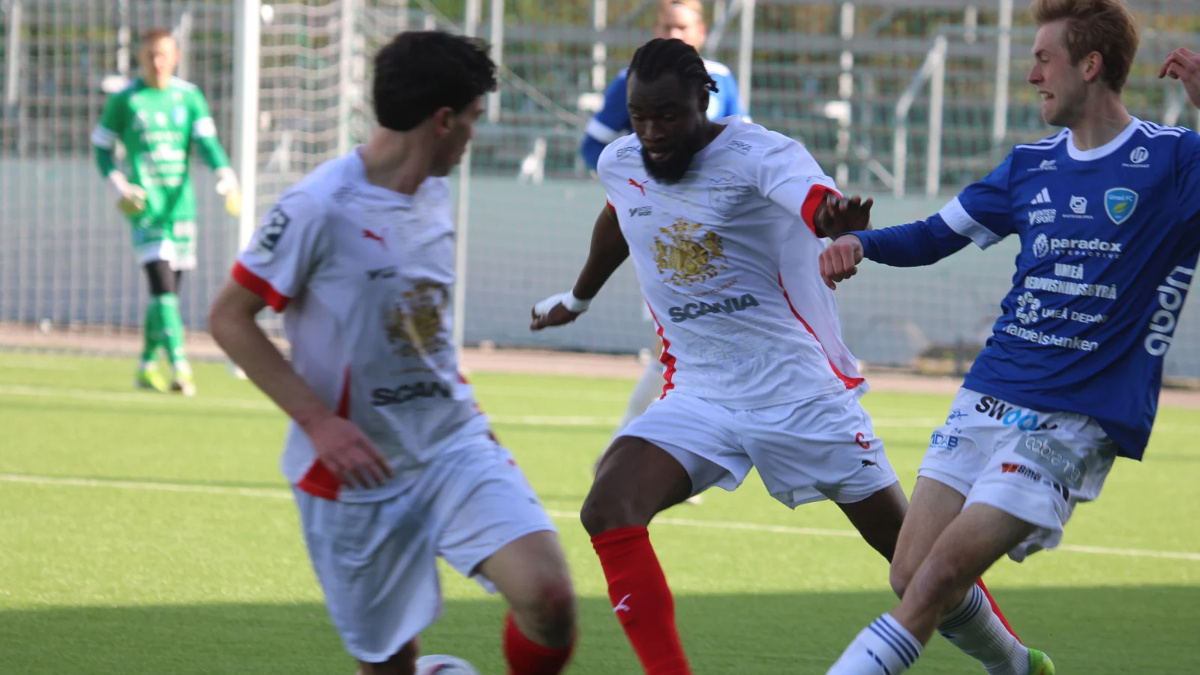 Disciplinerat Assyriska nollade FBK